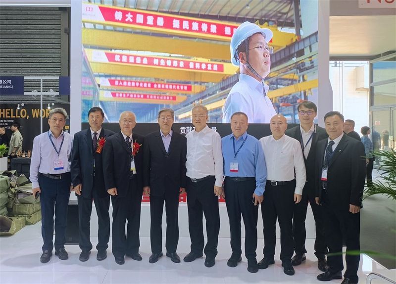 吸睛無數(shù)！衛(wèi)華集團榮耀綻放2023中國（上海）國際重型機械裝備展